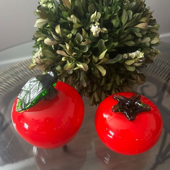 Hand Blown Murano Style Art Glass Red Apple & Tomato Pair - Picture 2 of 5